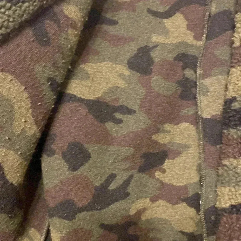 American Eagle Camo Sherpa Jacket Size Medium. - Picture 5 of 9